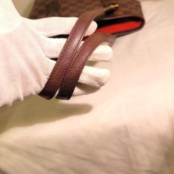 💖Authenic Louis Vuitton Marais Bucket  Bag W/ Coa 💖 - Picture 10 of 16